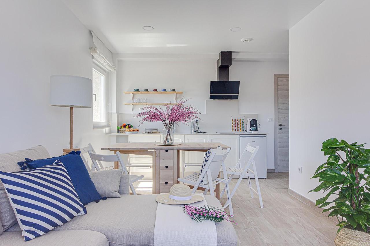 Apartamentos Playa De Finisterre Exteriör bild