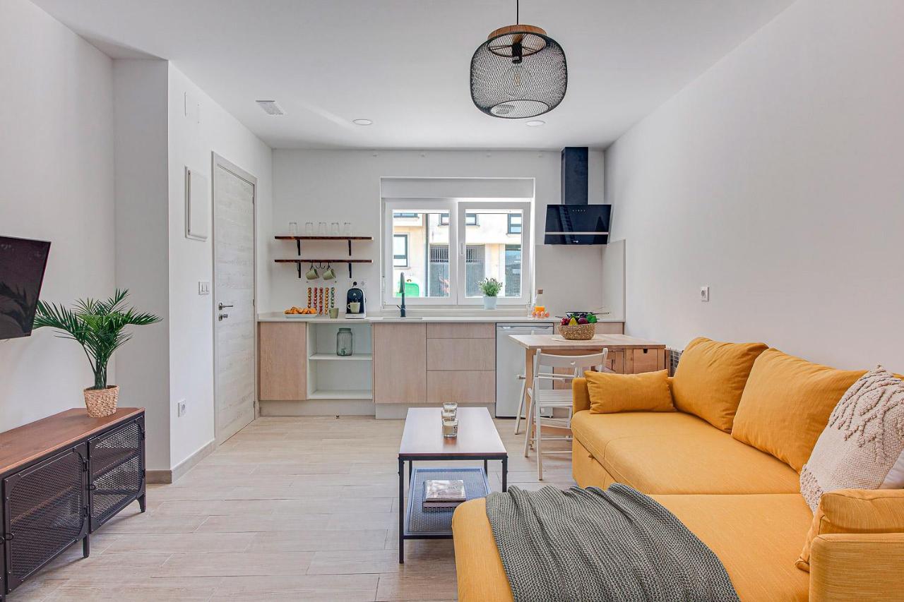 Apartamentos Playa De Finisterre Exteriör bild