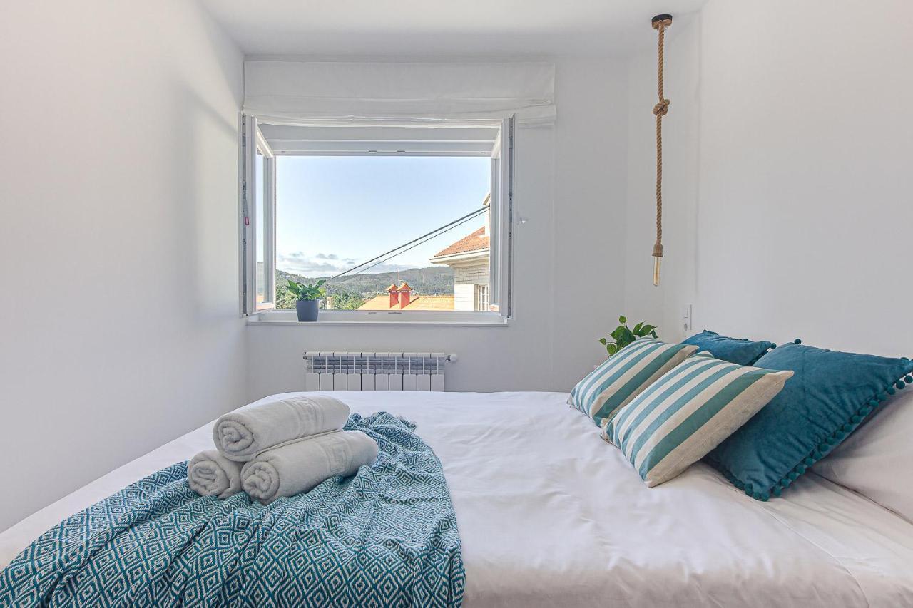 Apartamentos Playa De Finisterre Exteriör bild